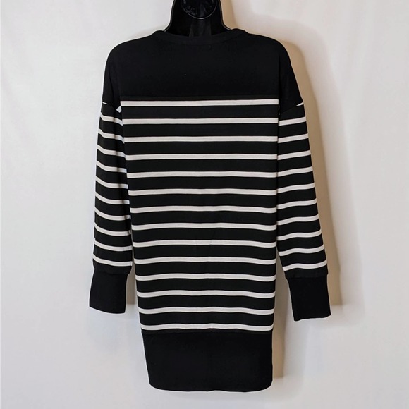 PINKMSTYLE Drop Shoulder Black and White Striped Long Knit Cardigan Size S NWT - Picture 2 of 7